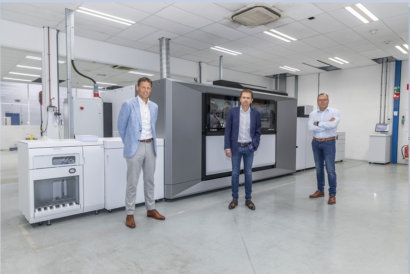 Richard Kampert (m), Charles van Elst (r) en Frank Huigen.